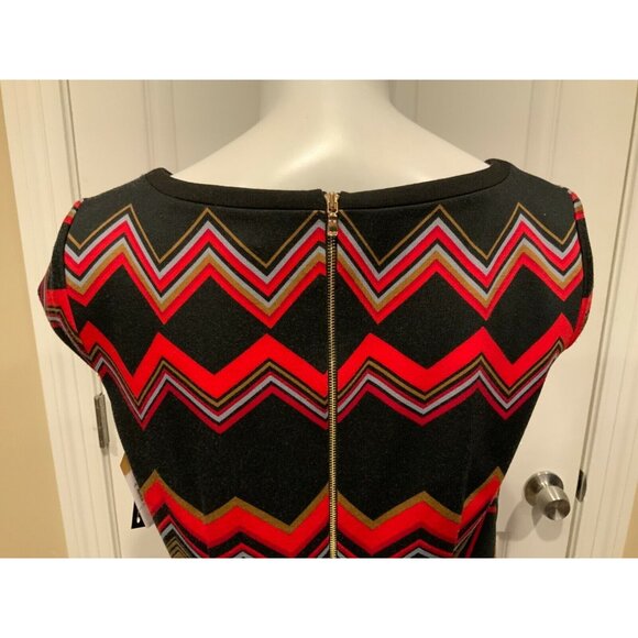 Tahari Arthur S. Levine Black & Red Zig-Zag Dress, Size 6 (US)  - NWT! - Picture 8 of 9